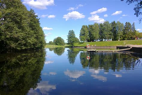 Sandviksbadet .